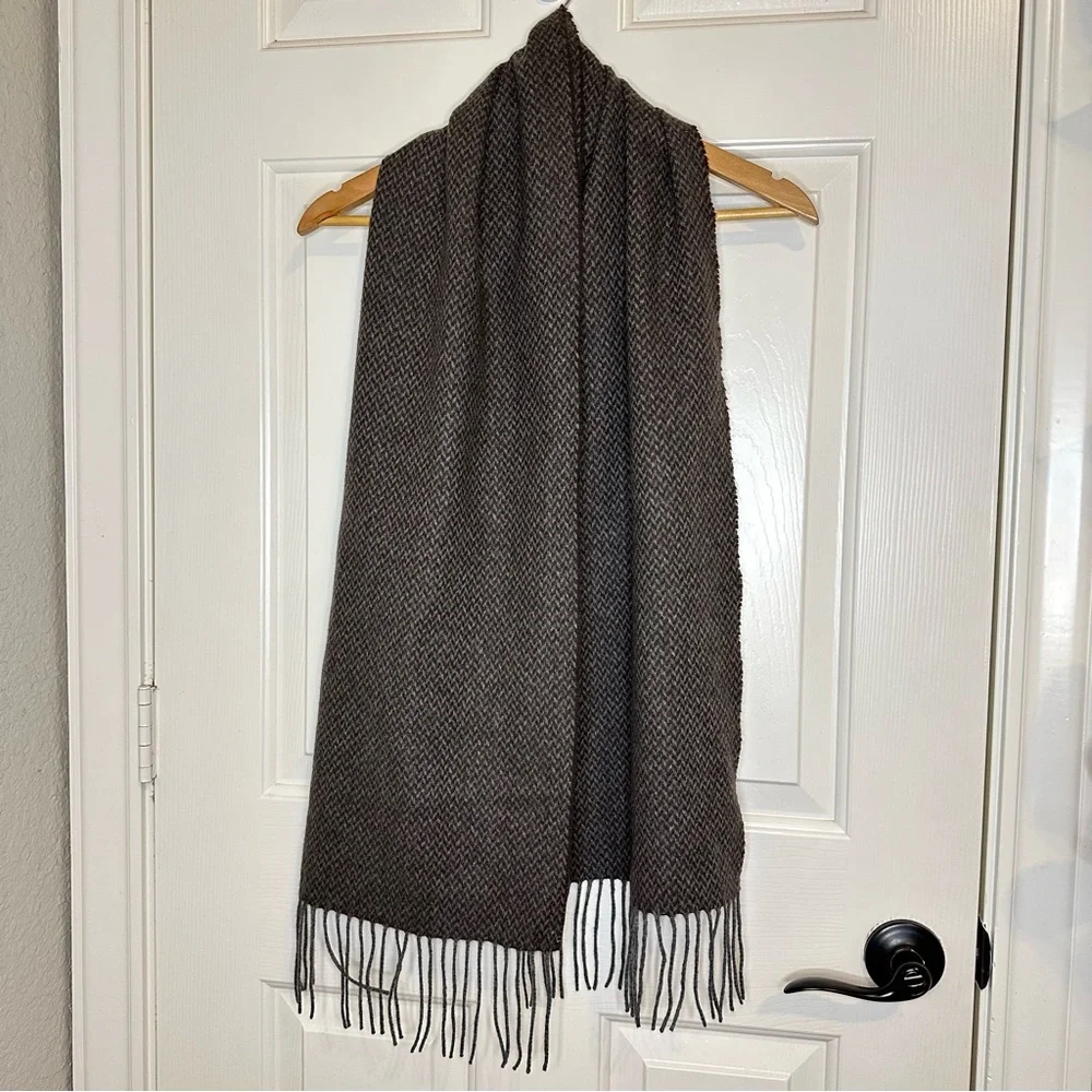 Enzo Mantovani 100% Cashmere Brown Grey Chevron Scarf Quiet Luxury Dark Academia